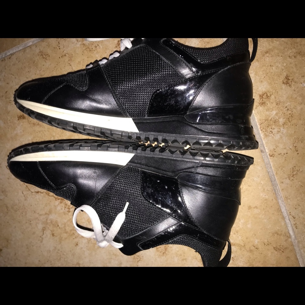 Louis vuitton sneakers AUTHENTIC - Picture 3 of 4